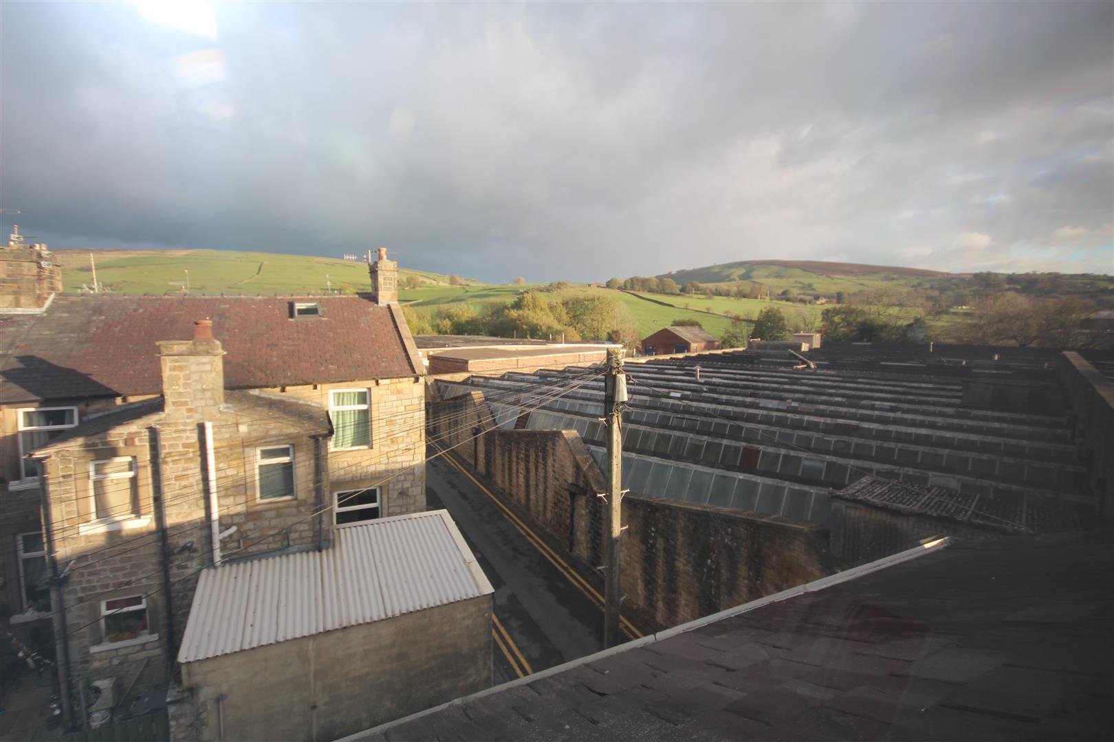 3 bedroom end terrace house For Sale in Sough, Barnoldswick - IMG_0020.jpg